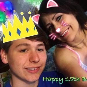 Meet your Posher, Zachary